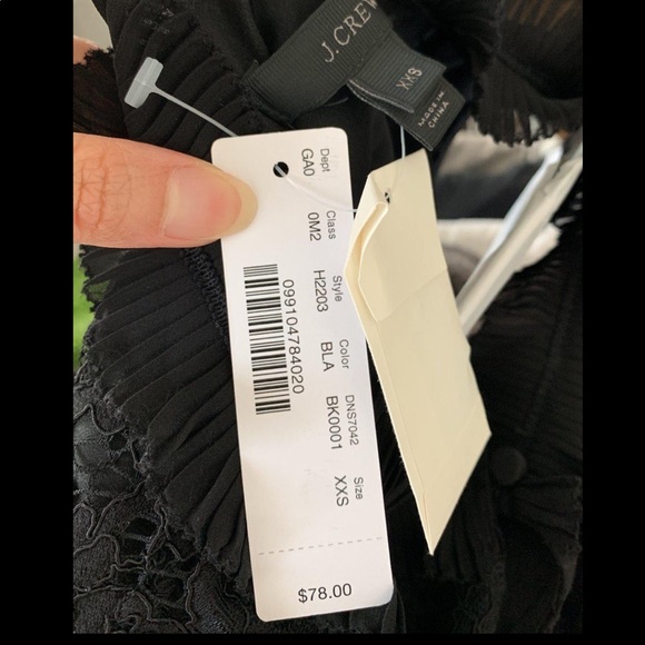 BNWT J. Crew Lace Ruffle Neck Top in Black - Picture 3 of 5